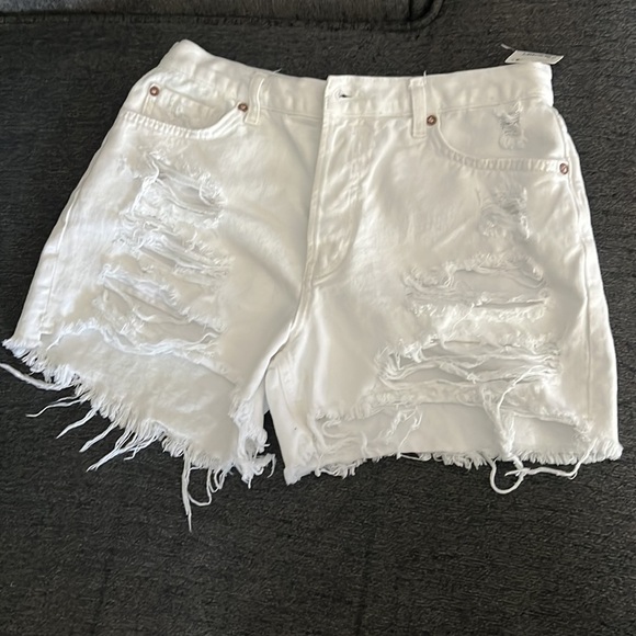 FREE People Maggie Mid-Rise White Distressed Shorts - Picture 6 of 11